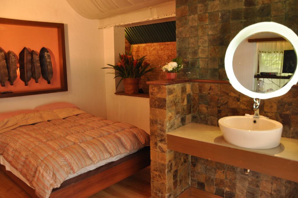 Callospa And Resort 안티폴로 외부 사진